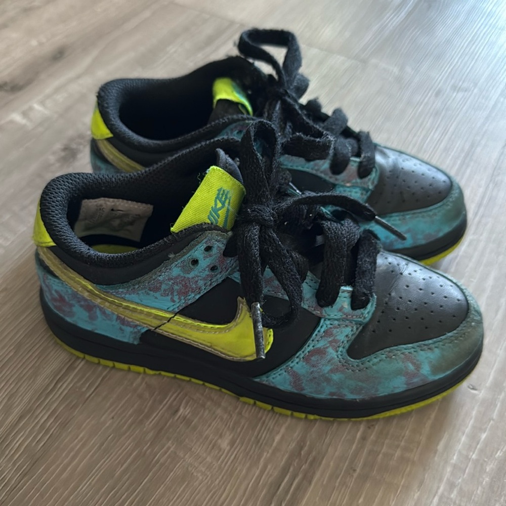 Nike low dunks (kids)